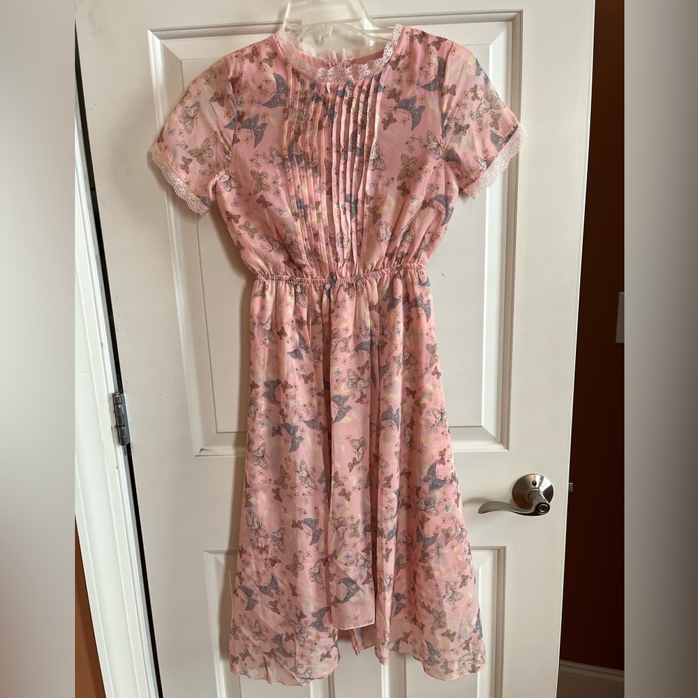 Hui me dress. NWT size small